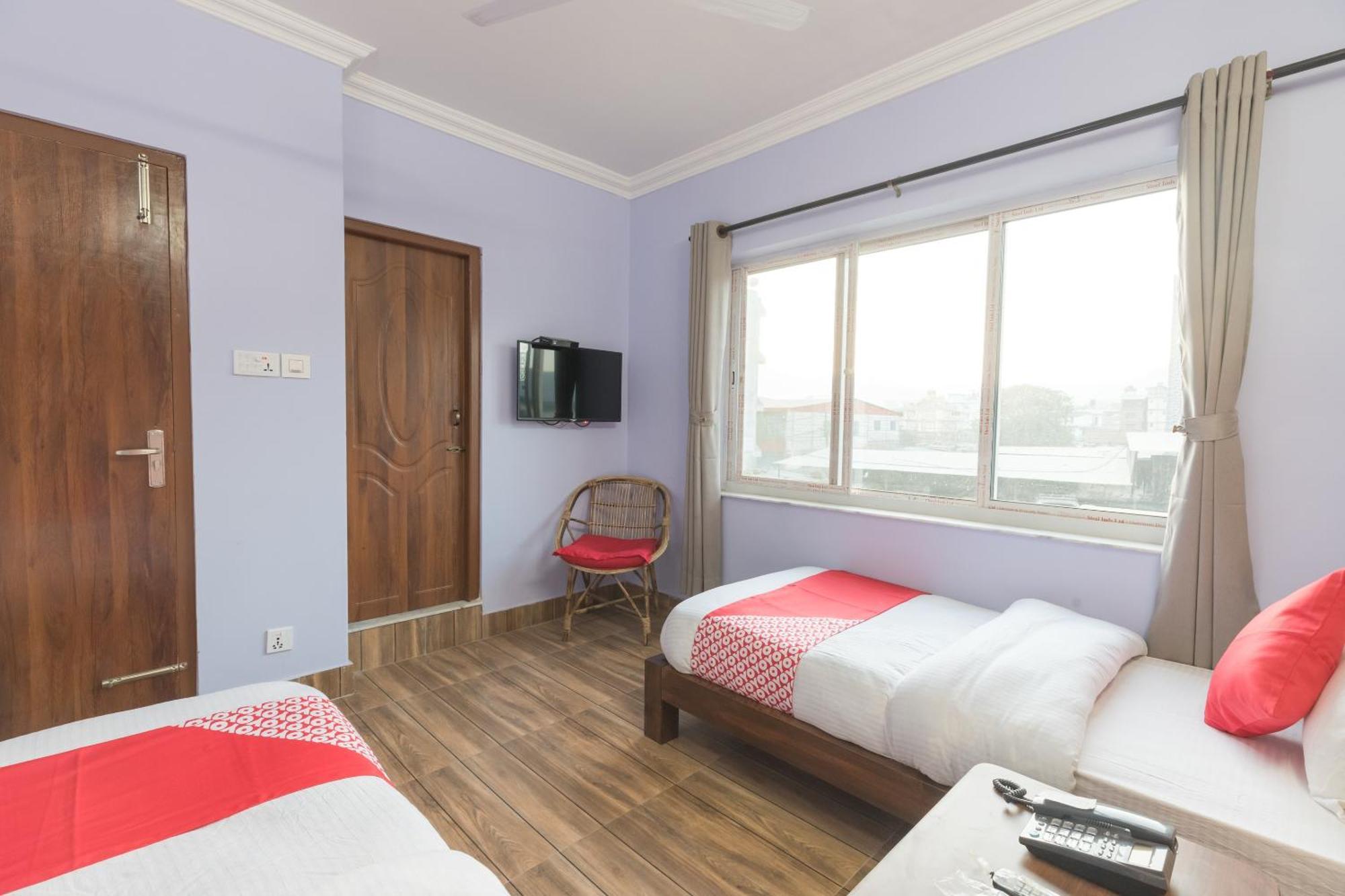 Oyo 729 Hotel Era Balaju Екстер'єр фото